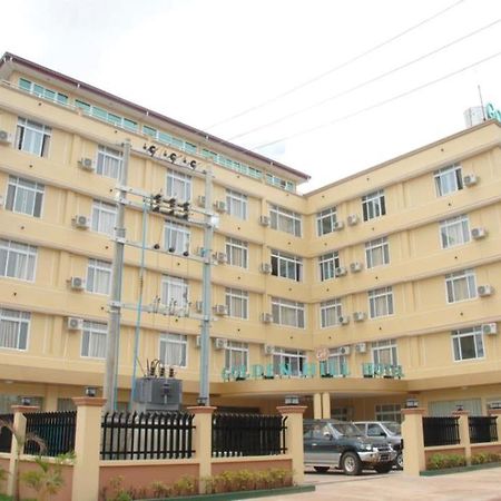 Golden Hill Hotel - Lashio Екстериор снимка